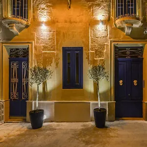 Senglea Suites Szálloda